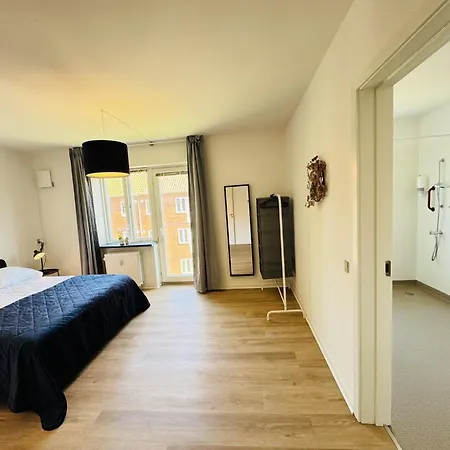 Aday - Lodsejervej 1 *