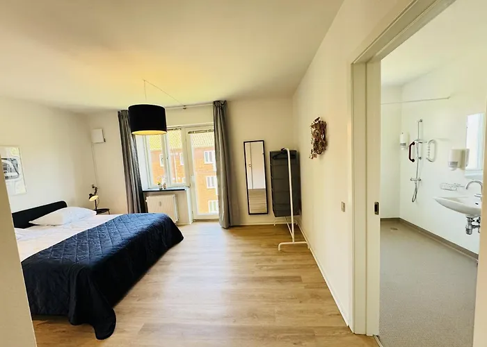 Aday - Lodsejervej 1 *